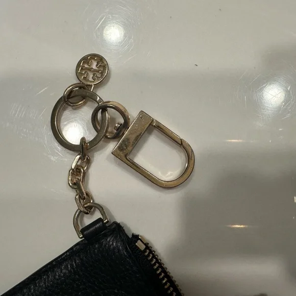 Tory Burch Black and White Key & Card Holder - Picture 4 of 4